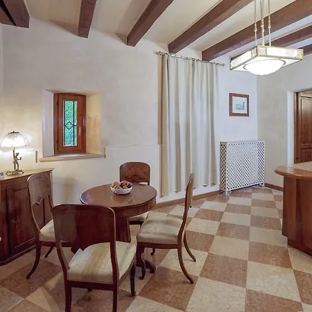 Apartment Alexandra Suites