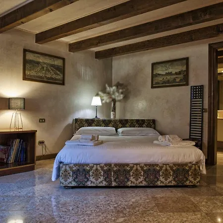 Apartment Alexandra Suites *